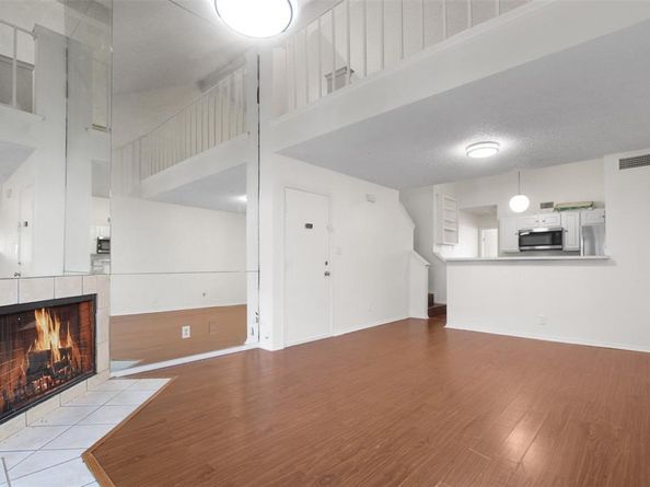 13215  Emily Road  2207, Dallas Texas 75240