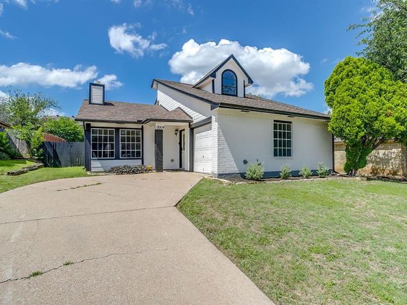 10004  Pack Saddle Trail , Fort Worth Texas 76108
