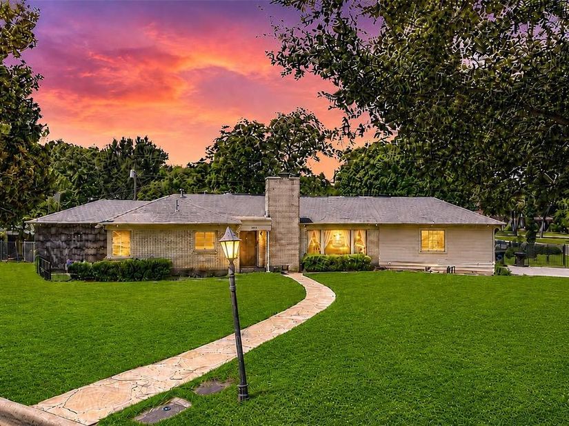 2600  Colonial Parkway , Fort Worth Texas 76109
