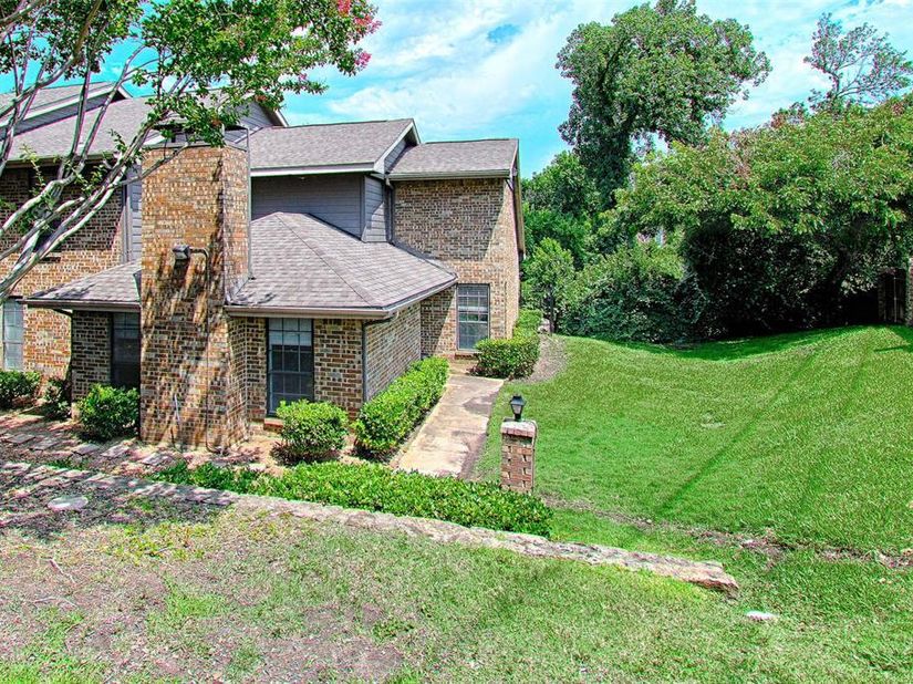 15889  Preston Road  1001, Dallas Texas 75248