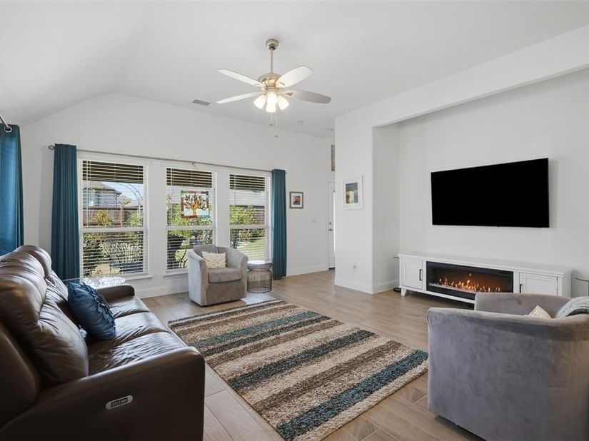 1309  Mill Place , Aubrey Texas 76227