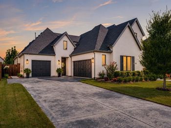 2131  Normandy Circle 