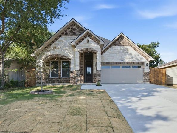 3220  25th Street , Fort Worth Texas 76106