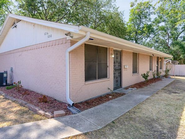 1216 E Baltimore Avenue , Fort Worth Texas 76104