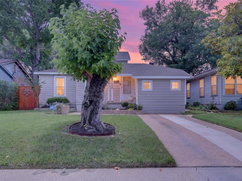 1224  Marion Avenue , Fort Worth Texas 76104