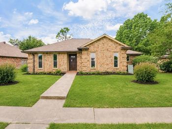 3207  Tina Street 