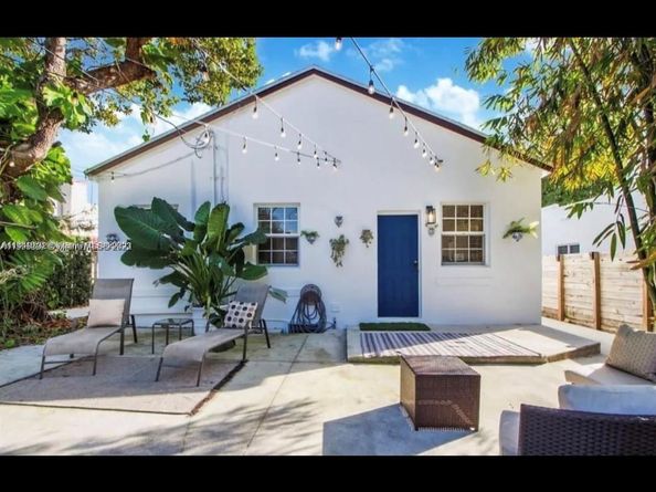 149 NW 48th St, Miami FL 33127