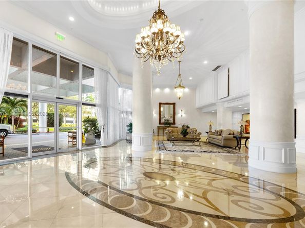 3530 Mystic Pointe Dr 1206, Aventura FL 33180