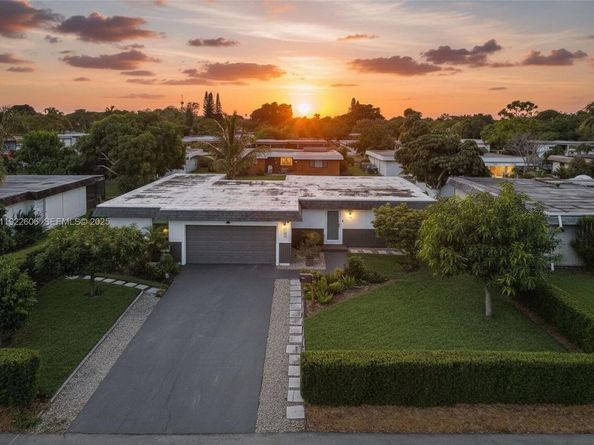 6303 NW 71st Ave, Tamarac FL 33321