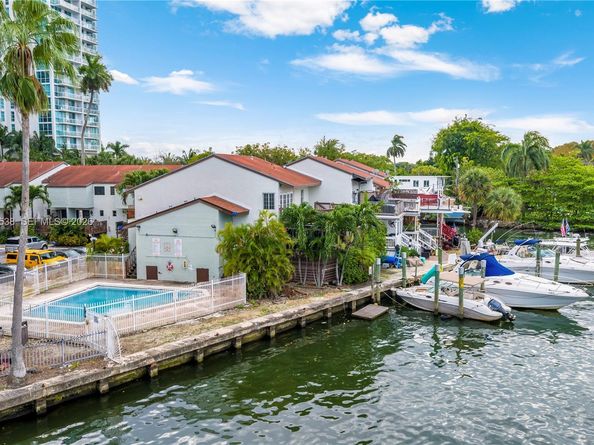1901 NW S River Dr 30C, Miami FL 33125