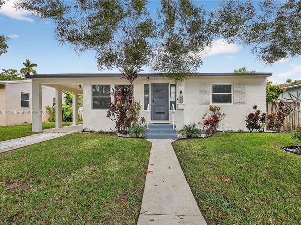 1949 Wiley St, Hollywood FL 33020