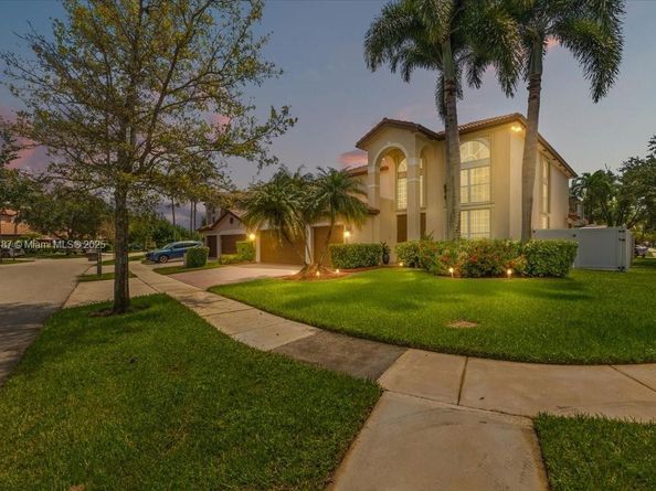 17492 SW 35th St, Miramar FL 33029