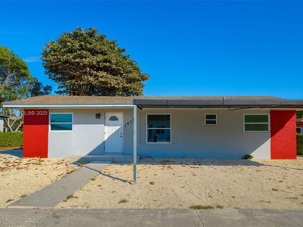 14313 SW 110th Ave, Miami FL 33176