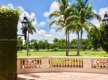 7600 N Fisher Island Dr