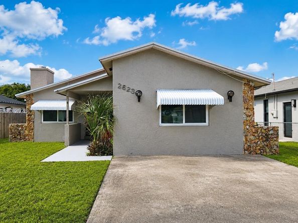 2623 Harding St, Hollywood FL 33020