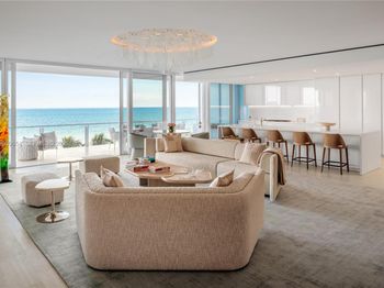 9111 Collins Ave