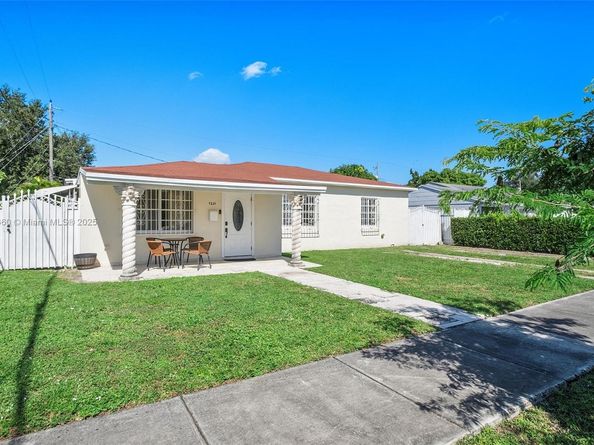 7231 SW 6th St, Miami FL 33144