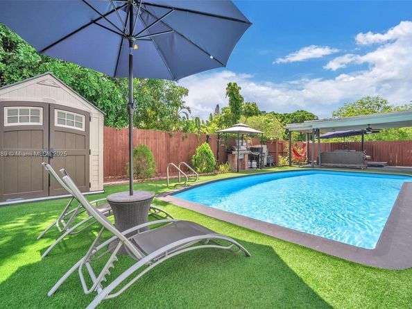 17501 NW 12th Ave, Miami Gardens FL 33169