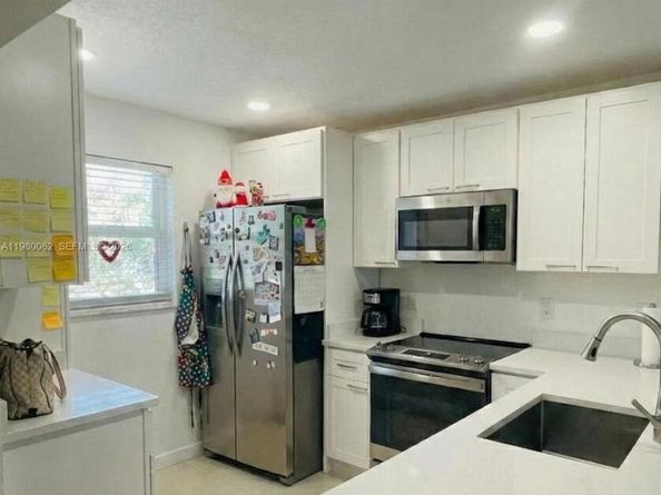 100 Ashbury Rd 305, Hollywood FL 33024