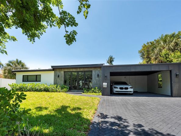 2308 SE 18 St, Fort Lauderdale FL 33316