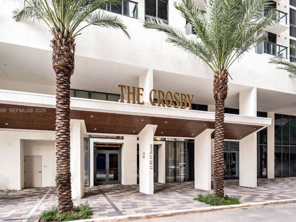 11 NE 6 St 910, Miami FL 33132