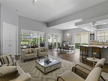 2862 Irma Lake Dr