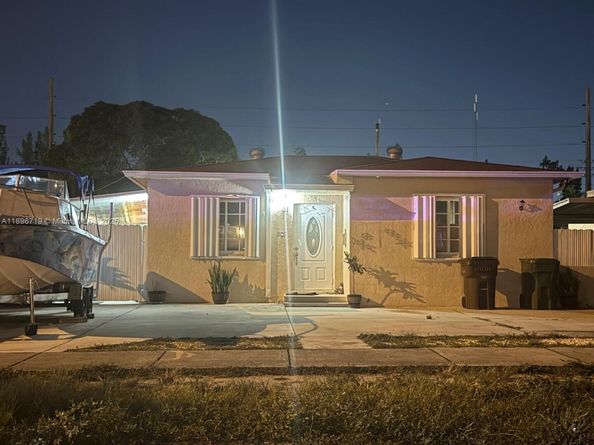 317 E 20th St, Hialeah FL 33010