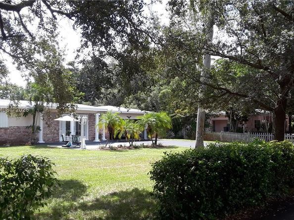 4020 SW 2nd St, Plantation FL 33317