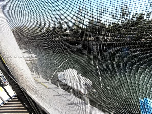 3660 NE 166th St 301 +40' Deeded Dock, North Miami Beach FL 33160