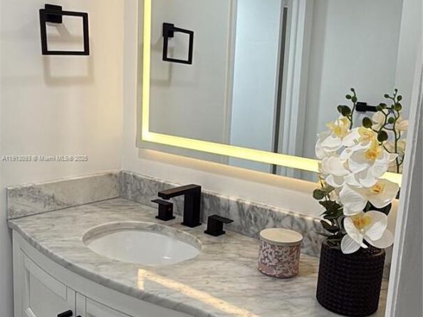 3490 Foxcroft Rd B208, Miramar FL 33025