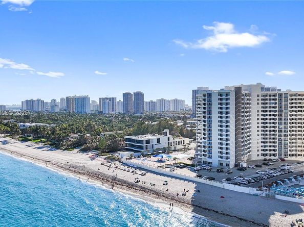 3180 S Ocean Dr 1012, Hallandale Beach FL 33009