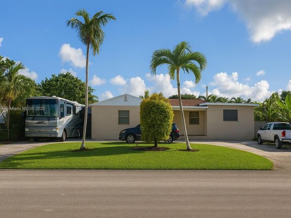 6240 SW 20th Ter, Miami FL 33155