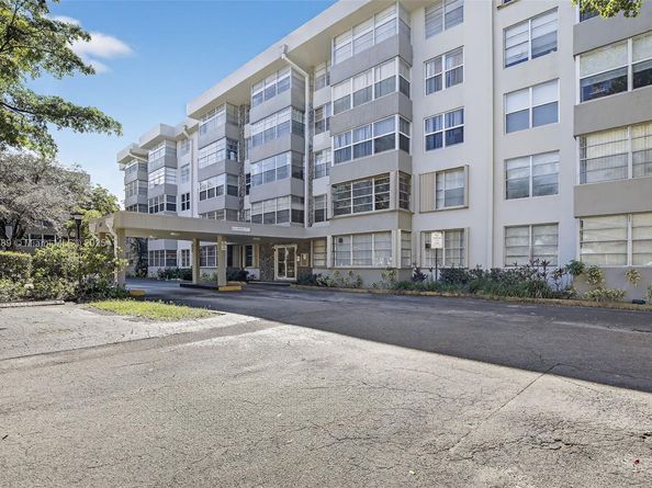 6600 Cypress Rd 410, Plantation FL 33317