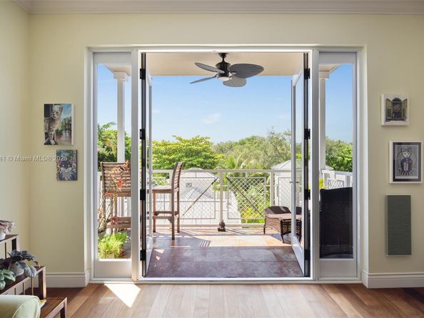 3540 Main Hwy 407, Coconut Grove FL 33133