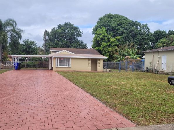 2855 Funston St, Hollywood FL 33020