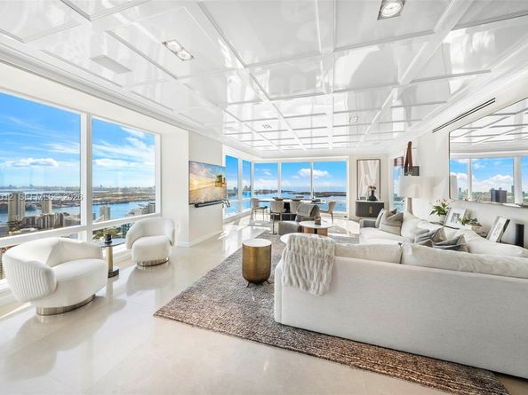 1425 Brickell Ave 58E, Miami FL 33131