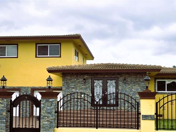 17135 NW 19th Ave, Miami Gardens FL 33056