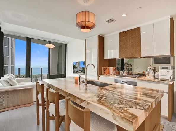 2831 S Bayshore Drive 2204, Miami FL 33133