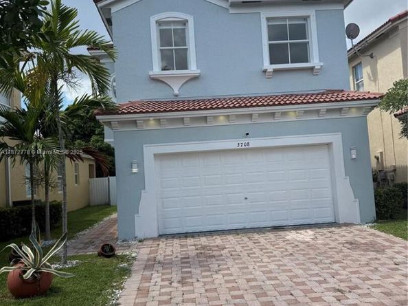 3708 NE 22nd Pl, Homestead FL 33033