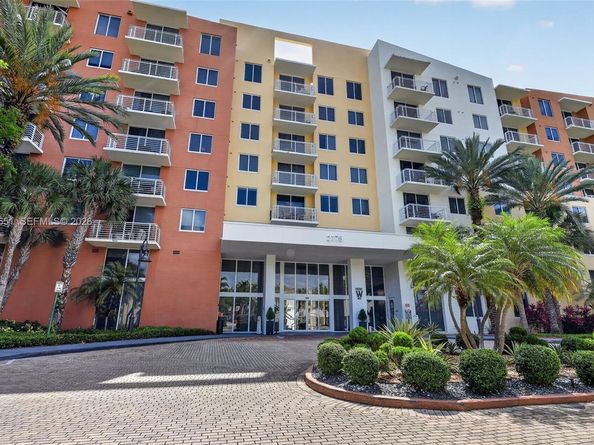 2775 NE 187th St 202, Aventura FL 33180