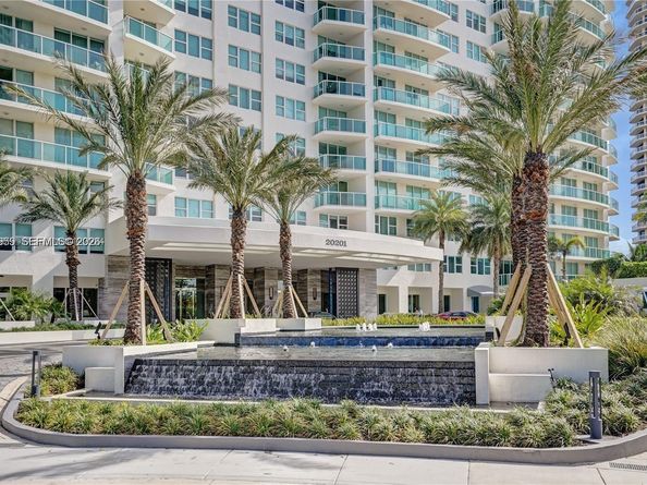 20201 E Country Club Dr 1006, Aventura FL 33180