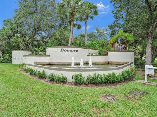 7780 NW 79th Ave F6, Tamarac FL 33321