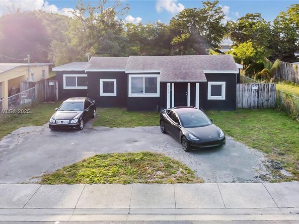 649 NW 24th Ave, Fort Lauderdale FL 33311