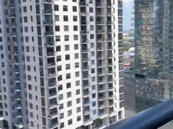 159 NE 6th St 1804, Miami FL 33132