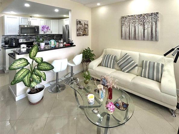 3200 NE 7th Ct 306C, Pompano Beach FL 33062