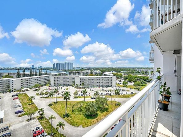 18041 Biscayne Blvd 1201, Aventura FL 33160