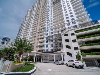 801 Brickell Key Blvd