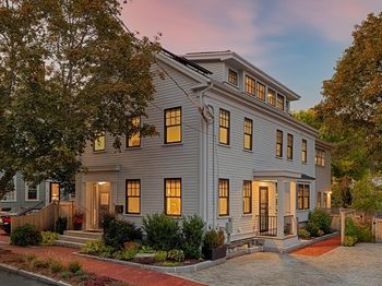 11 Purchase Street