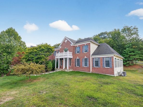 4 Summit Way, Hopkinton MA 01748