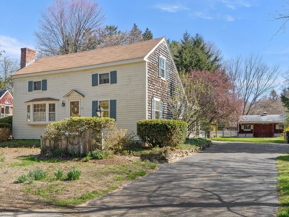 21 Prospect Street, West Newbury MA 01985